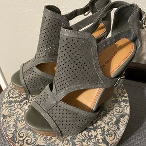 Gianni Bini Wedges